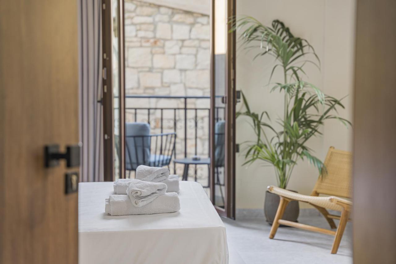 Achatis Suites แอร์ซอนิสซอส ภายนอก รูปภาพ